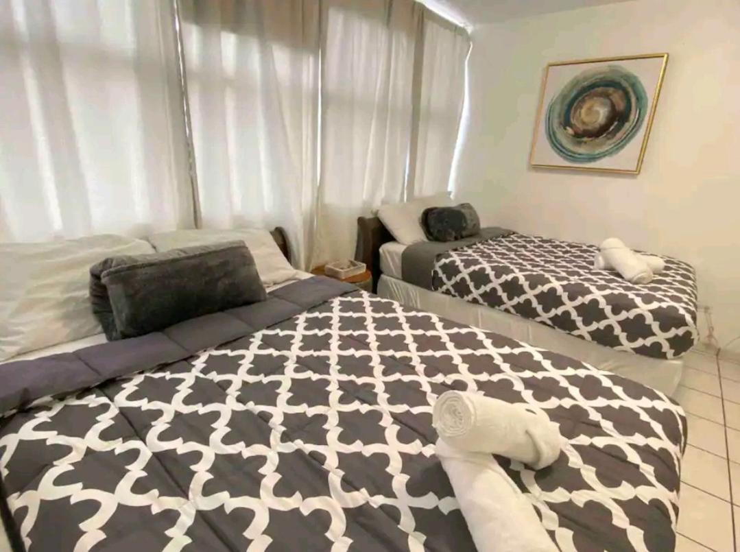 Marbella Apartments San Juan Luaran gambar